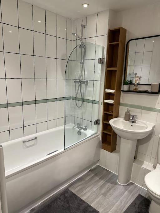 伦敦Entire Flat In Ealing公寓 外观 照片