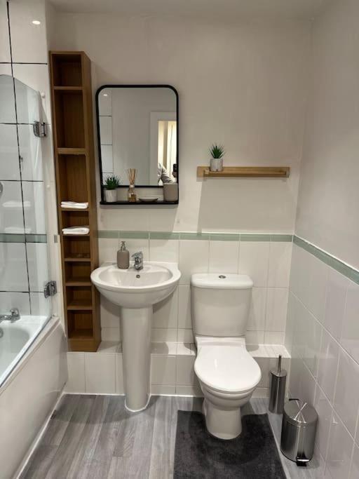 伦敦Entire Flat In Ealing公寓 外观 照片